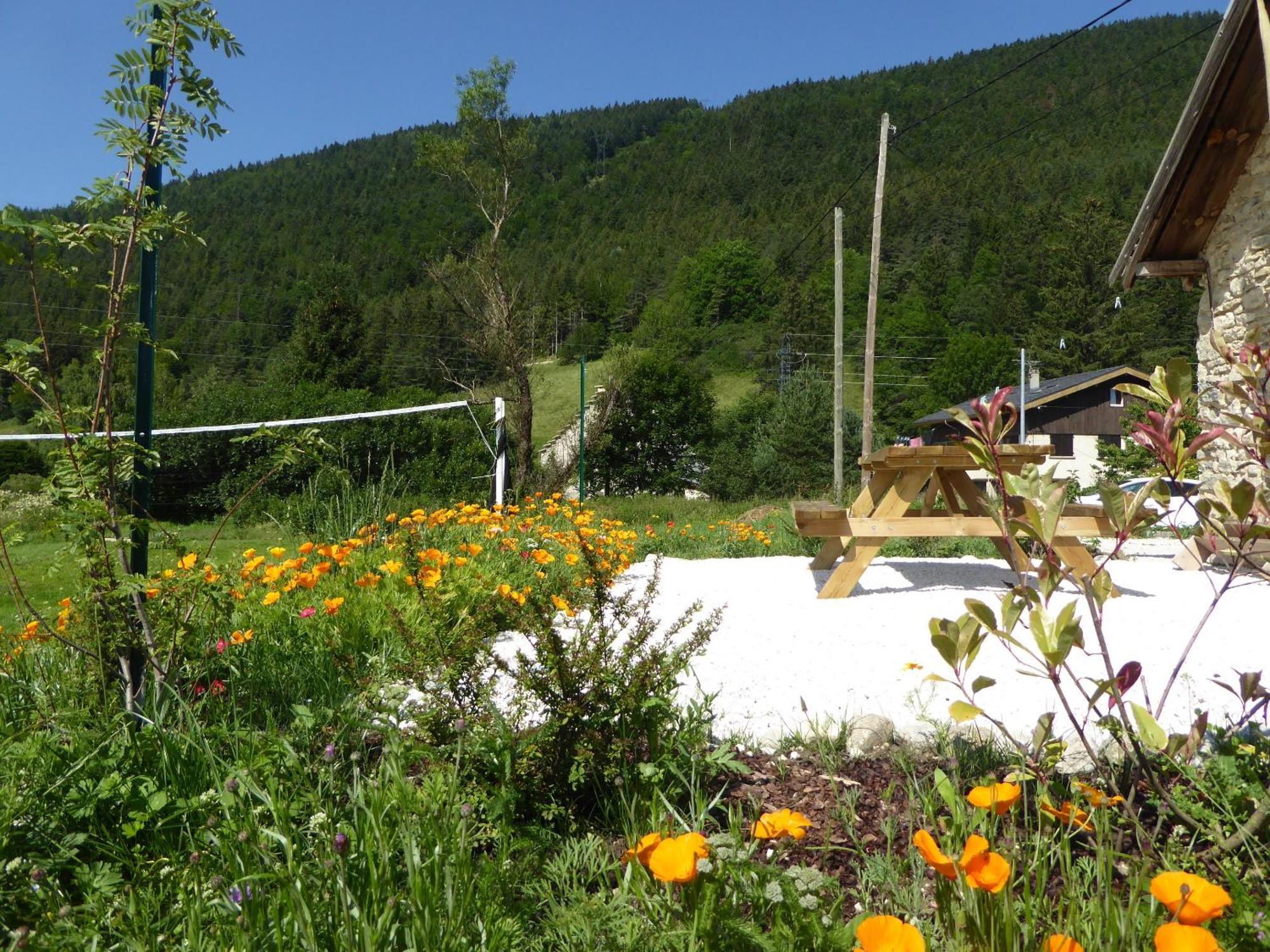 Ferme De La Grande Moucherolle Villard-de-Lans Exterior photo